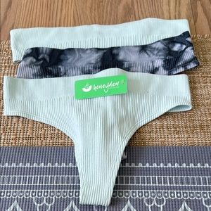 NWT Honeydew 3 pairs of Ribbed thongs